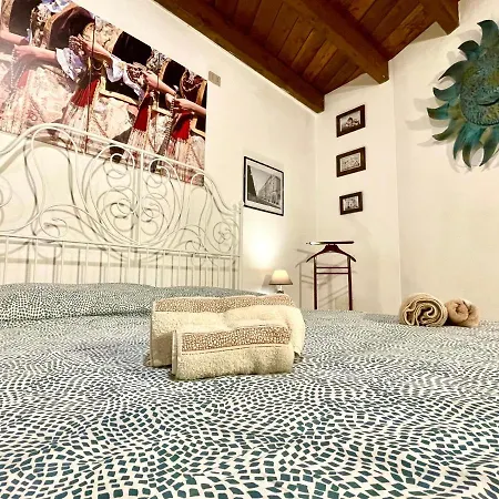 Appartamento Antica Casa In Centro Storico Castello *